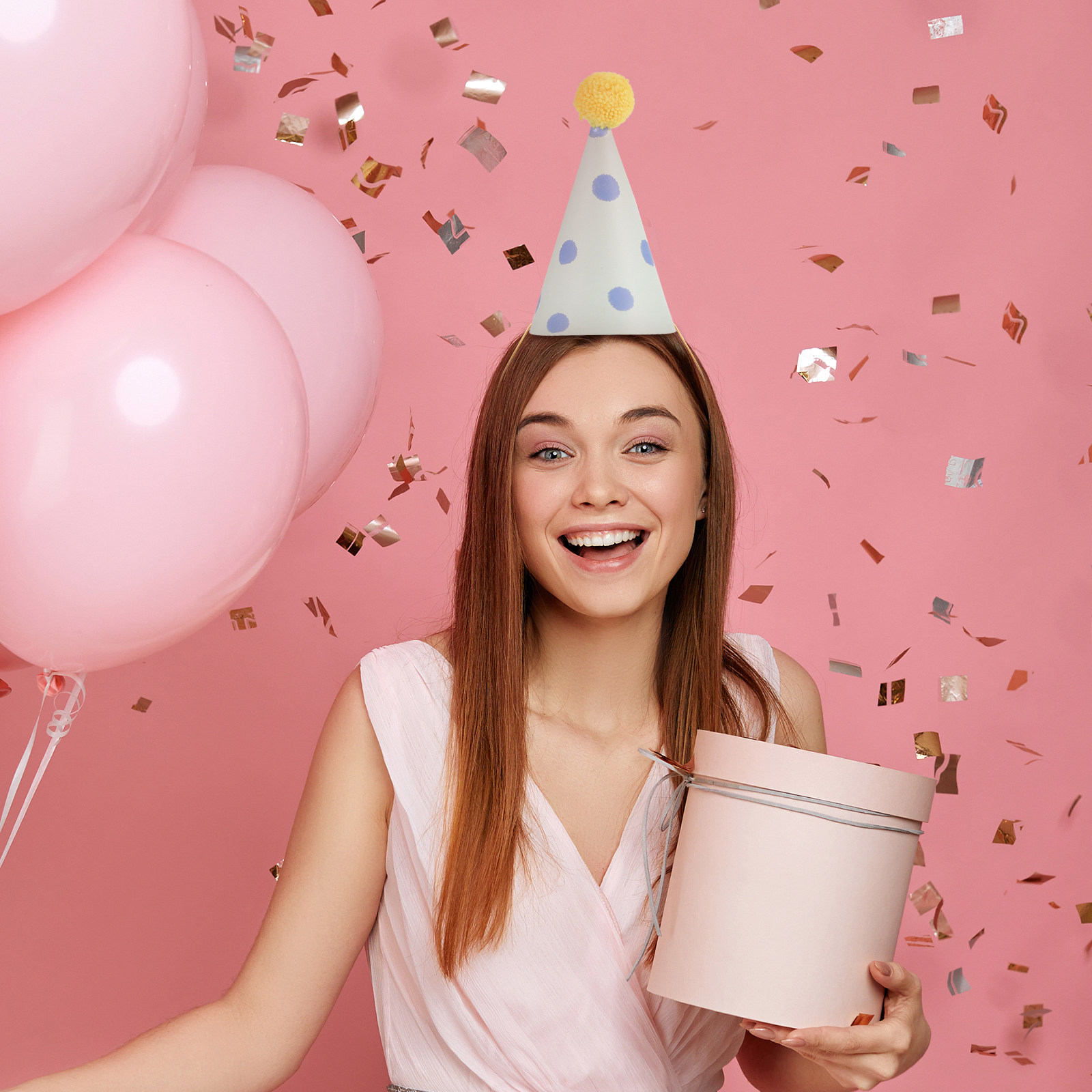 Lot de 14 chapeaux d'anniversa - Party Hat Cone avis et prix